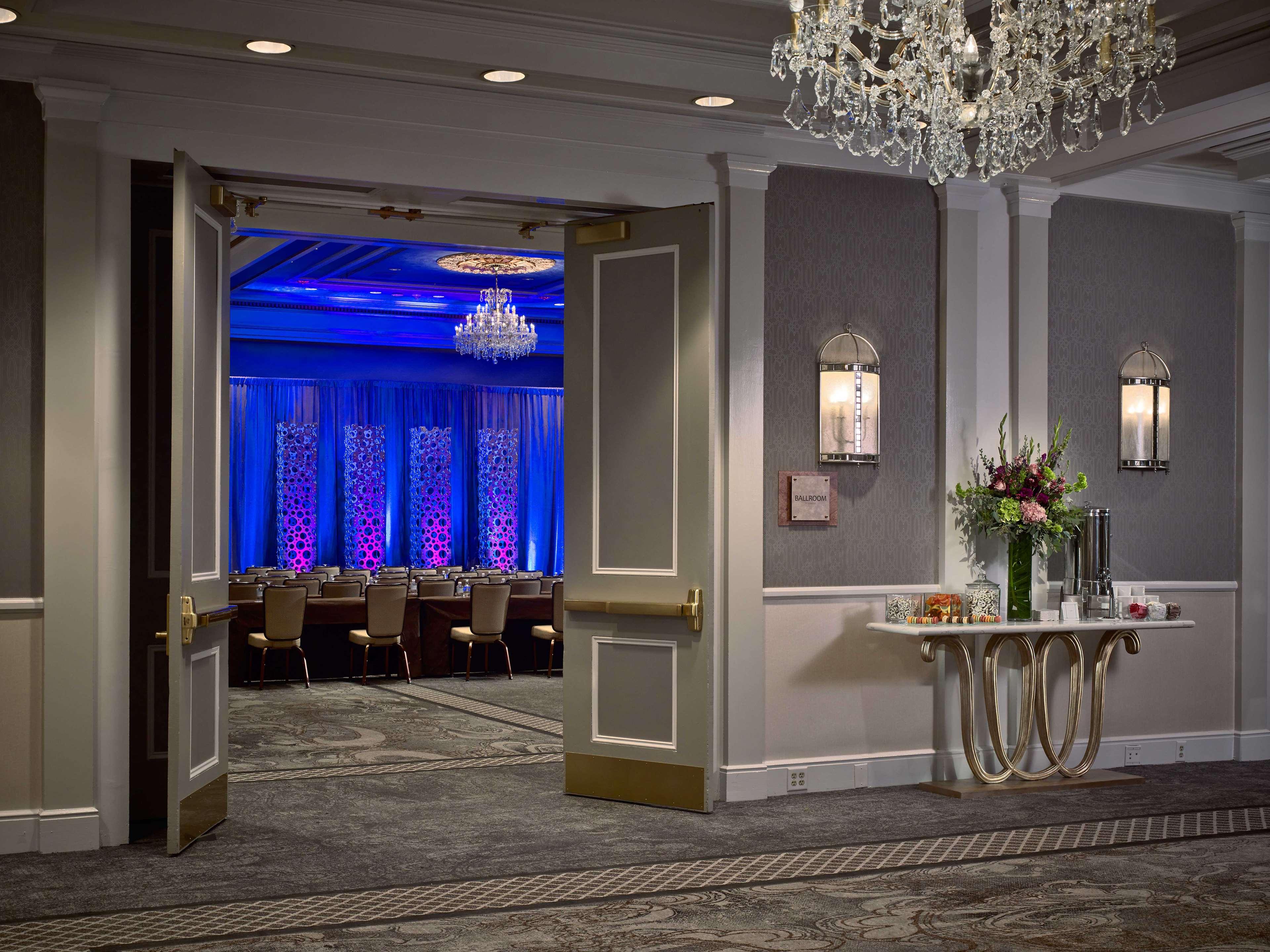 Royal Sonesta Hotel