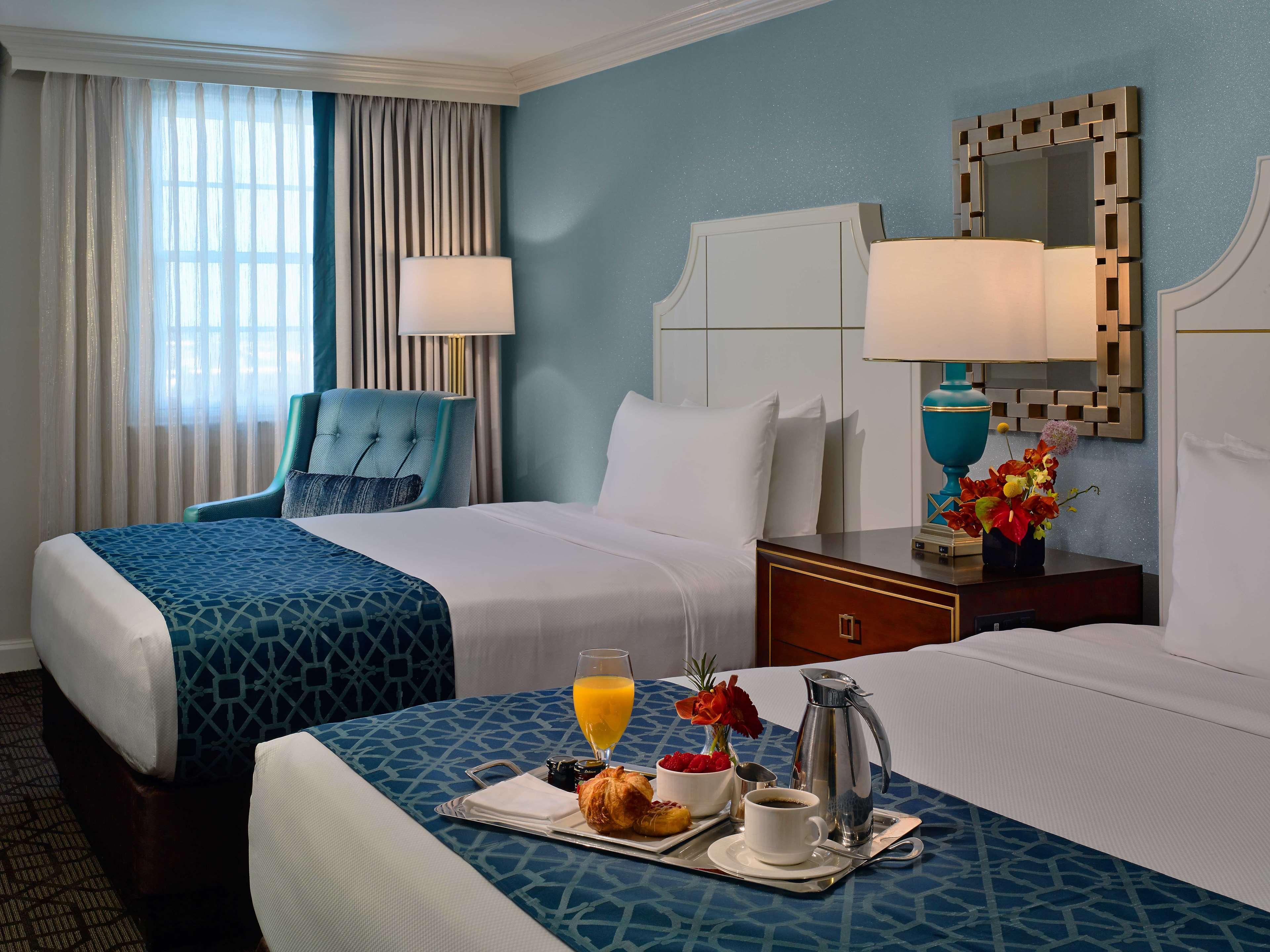 Royal Sonesta 5*