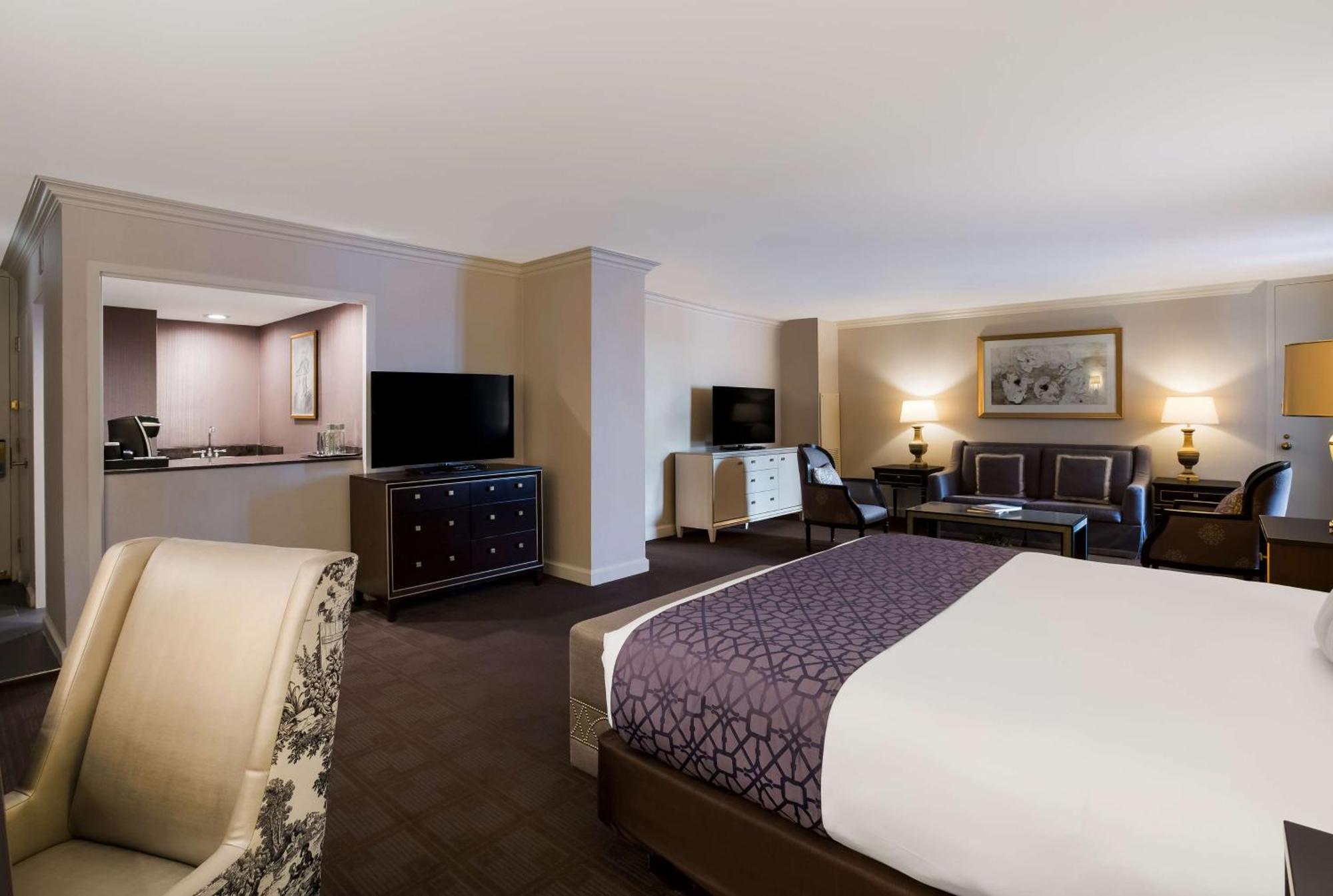 Royal Sonesta