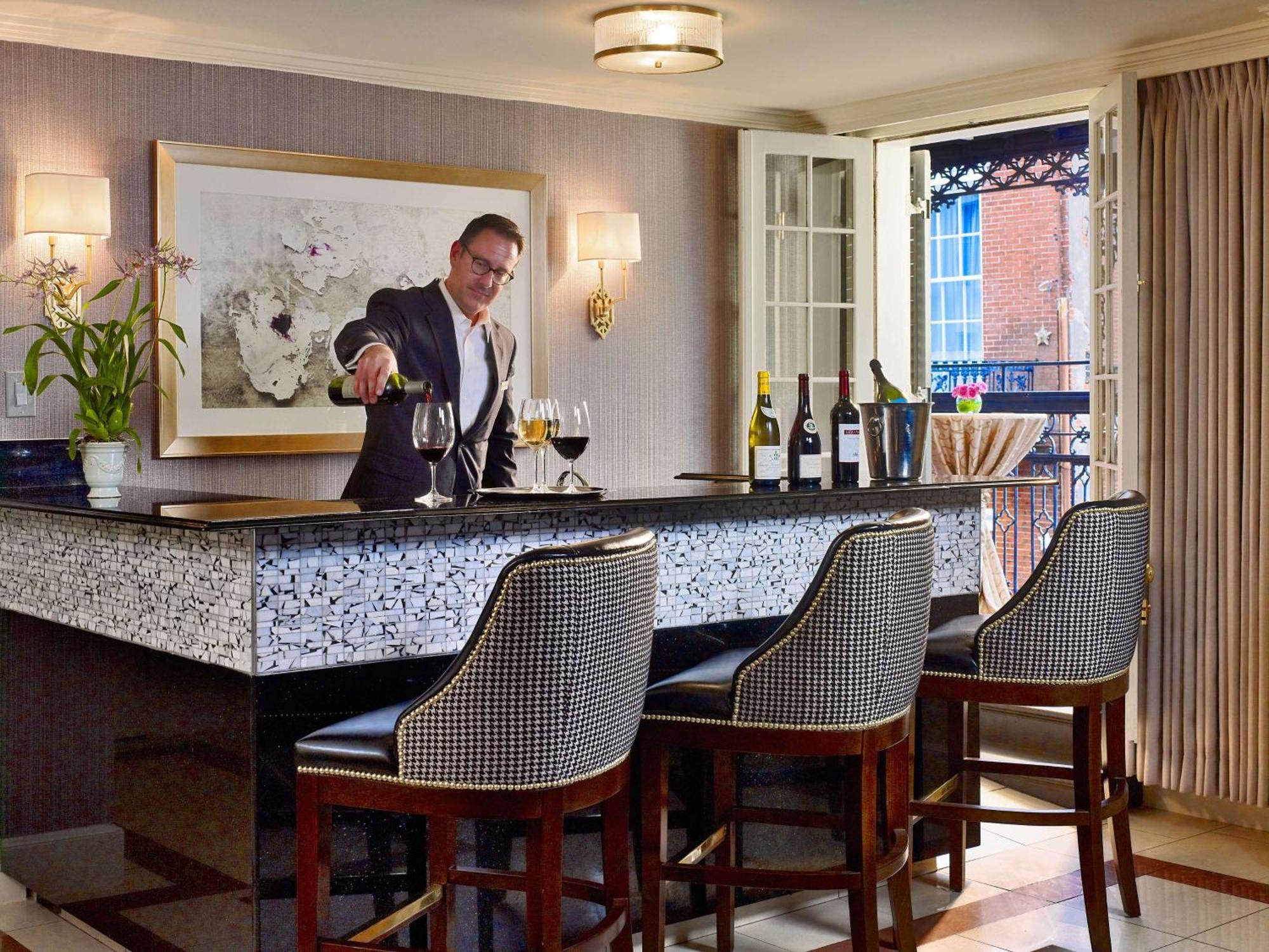 Royal Sonesta Hotel 5*
